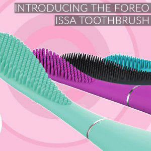 How Does The FOREO ISSA Compare to a Regular Electric Toothbrush?