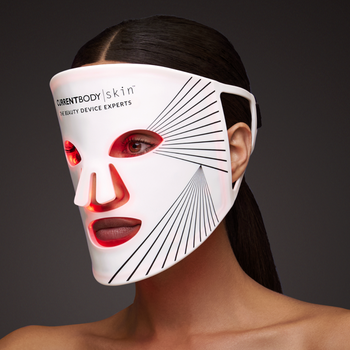 قناع Skin LED للعلاج بالضوء من CurrentBody